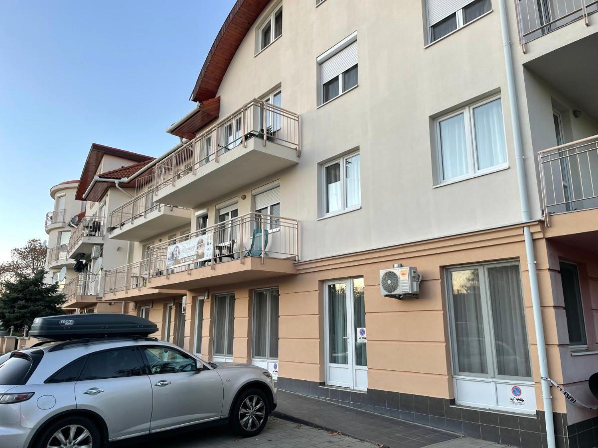 Rosemary Apartmanok, Rose, Lili, Mary1, Mary2 Hajduszoboszlo Exterior photo